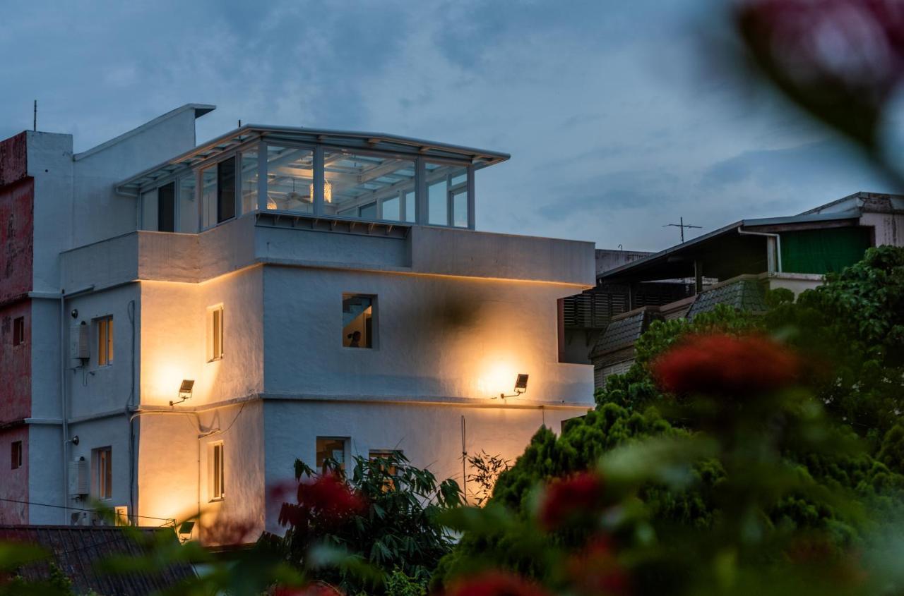 W3 Hostel Luodong Buitenkant foto