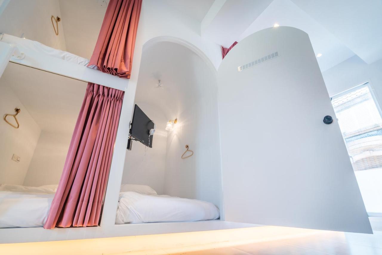 W3 Hostel Luodong Buitenkant foto