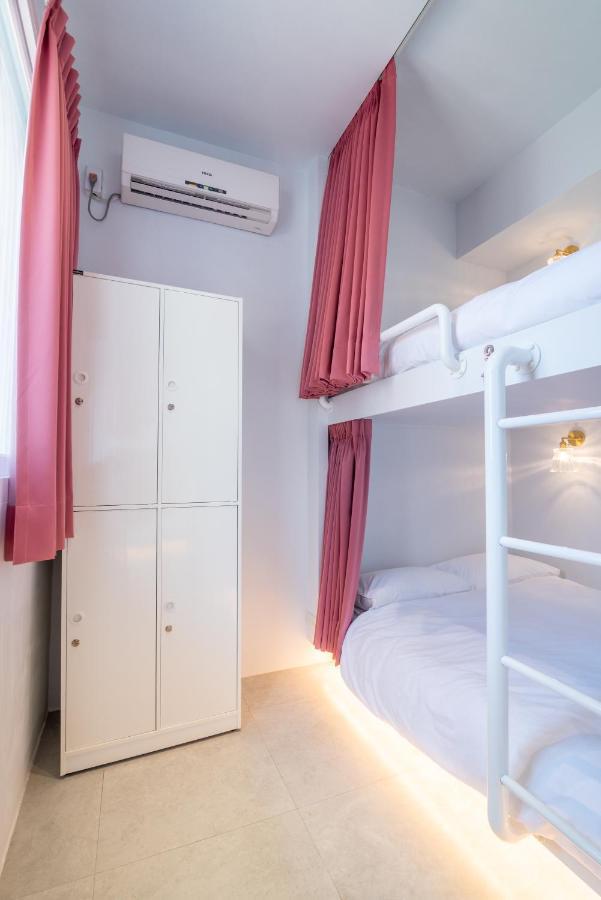 W3 Hostel Luodong Buitenkant foto