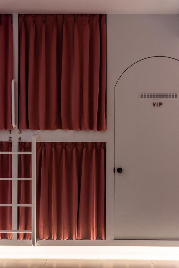 W3 Hostel Luodong Buitenkant foto