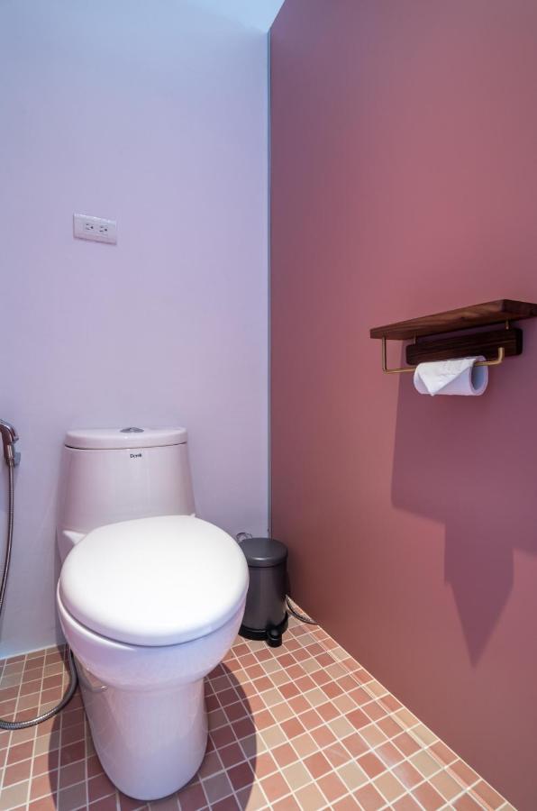 W3 Hostel Luodong Buitenkant foto
